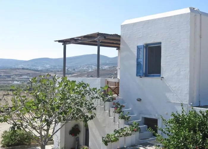 Stavros And Marianna Livadia (Paros)